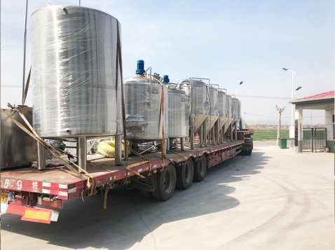 匯冠準時發(fā)出啤酒設(shè)備